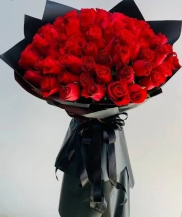 90 kırmızı gül buketi 