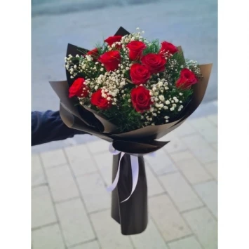 10 Kırmızı Gül Buketi 